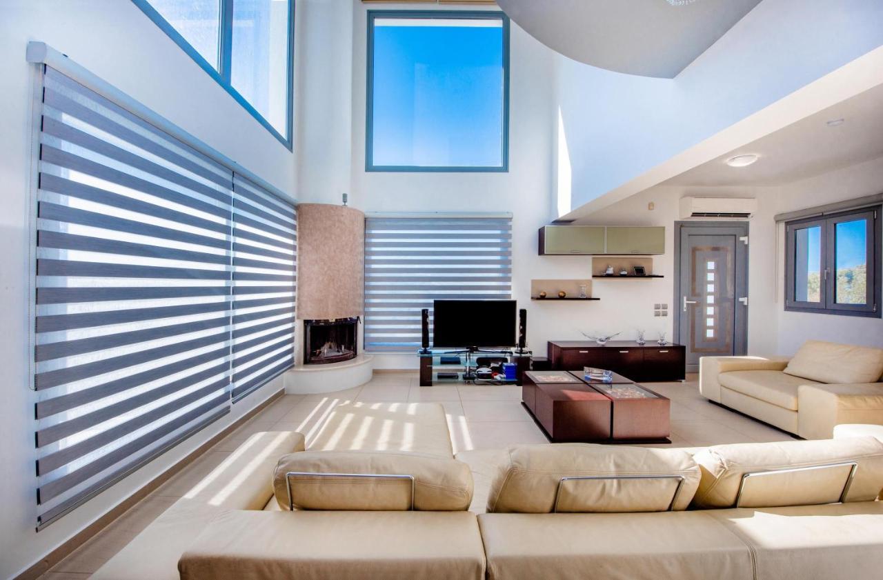 Dias Luxury Villa Koskinou  ภายนอก รูปภาพ